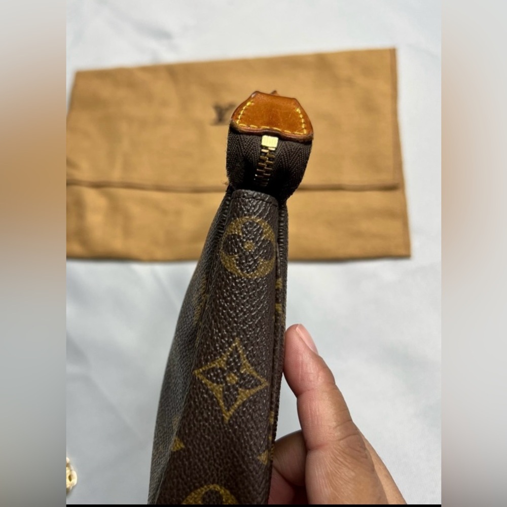 Louis Vuitton Pochette Accessories Monogram Canvas Brown - Picture 12 of 15